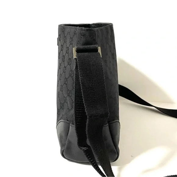Gucci Black Monogram Messenger Bag - Picture 3 of 16